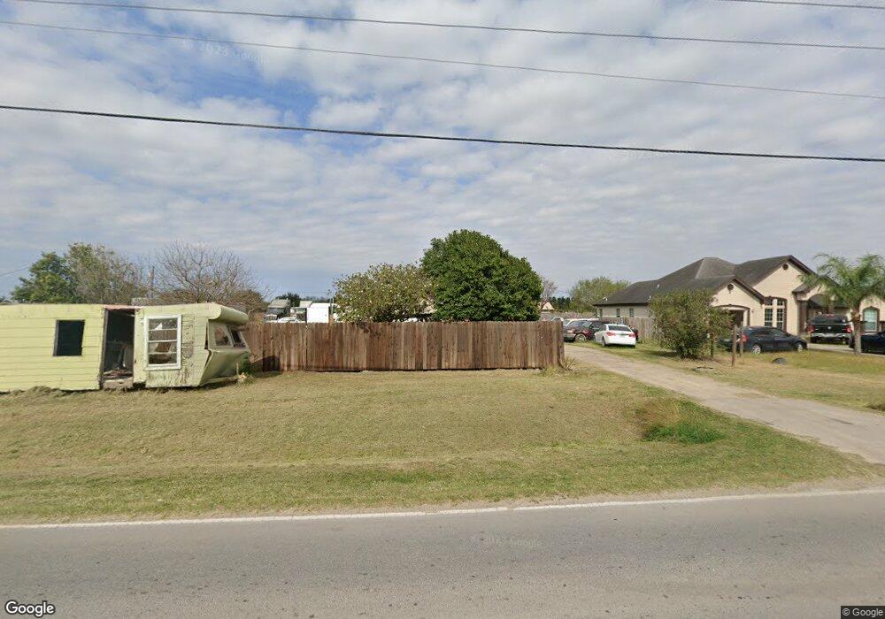 1006 W Mile 12 1/2 N, Weslaco, TX 78599 - photo 1