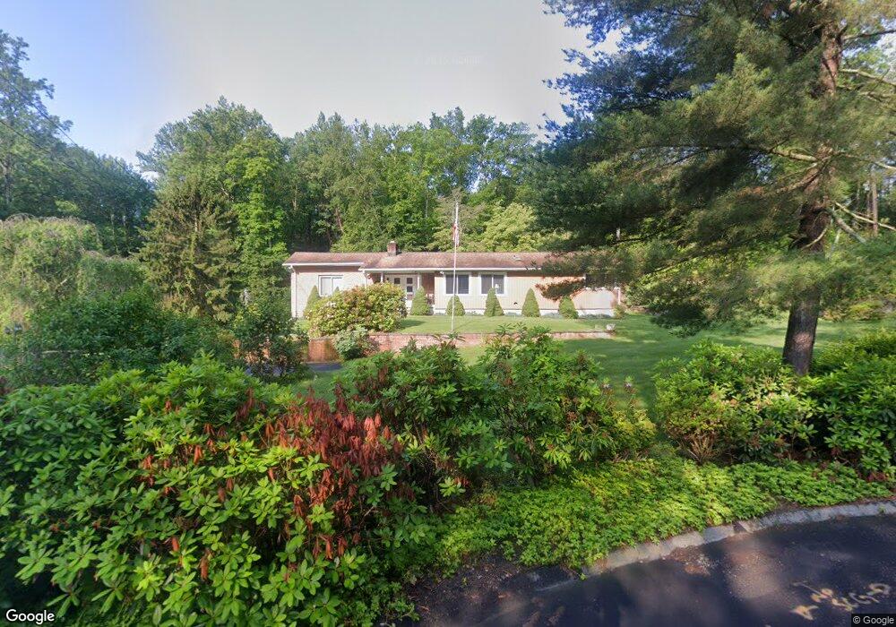 85 Country Ln, Milford, CT 06461 - photo 1