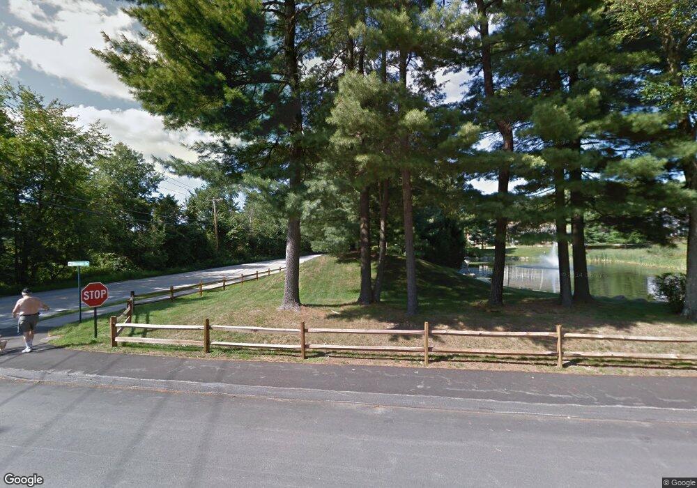 98 Stillwater Dr unit U149, Nashua, NH 03062 - photo 1