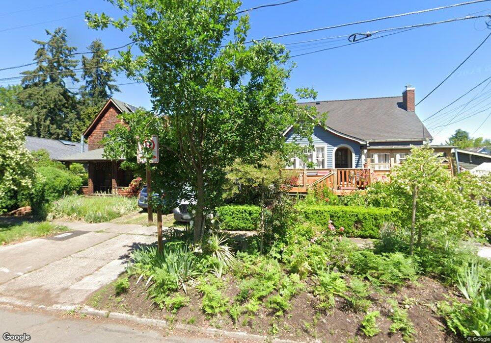 951 Almaden St, Eugene, OR 97402 - photo 1