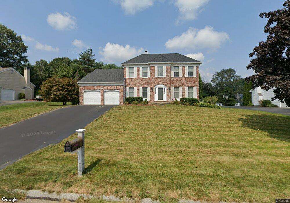 11 Winthrop Dr, Franklin, MA 02038 - photo 1