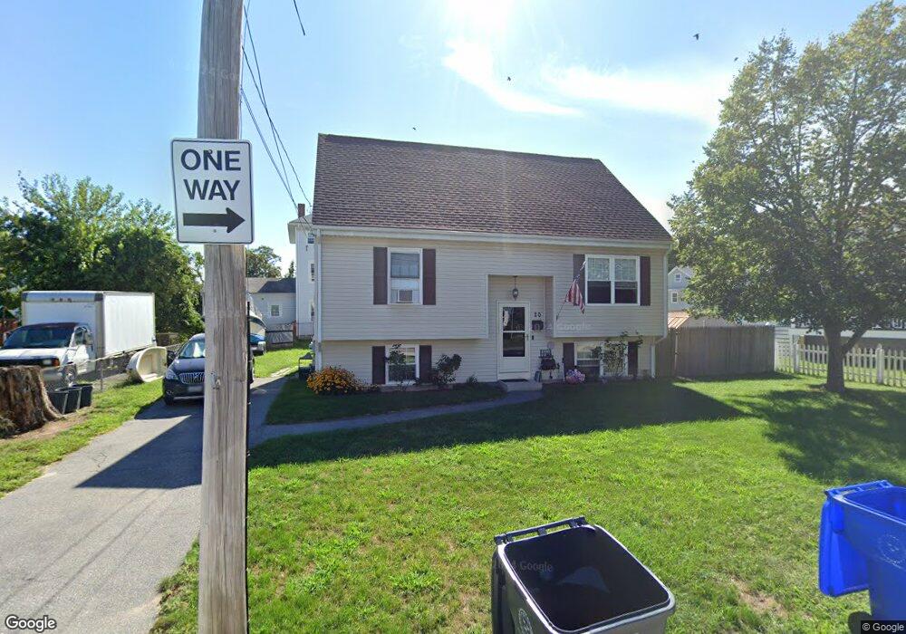 20 Crescent Ave, Riverside, RI 02915 - photo 1