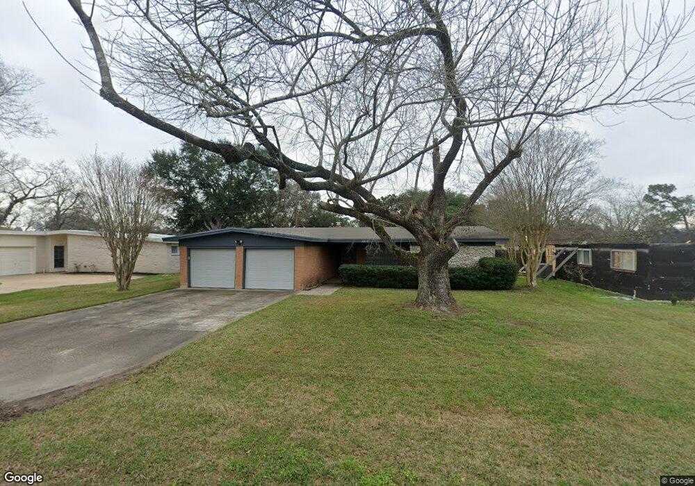1517 Highland Dr, Alvin, TX 77511 - photo 1