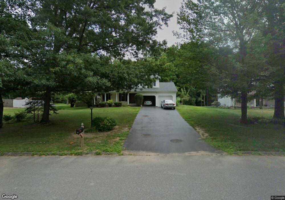 19 Lincoln Ave, Clifton Park, NY 12065 - photo 1