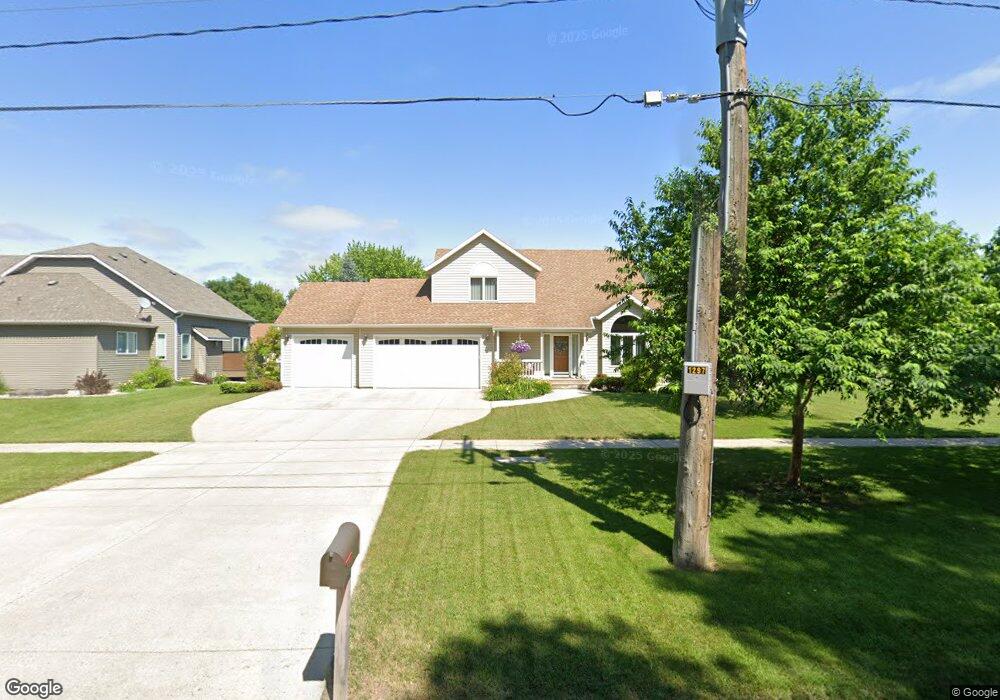 3105 Elm St N, Fargo, ND 58102 - photo 1
