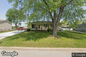 908 15th St, Port Byron, IL 61275