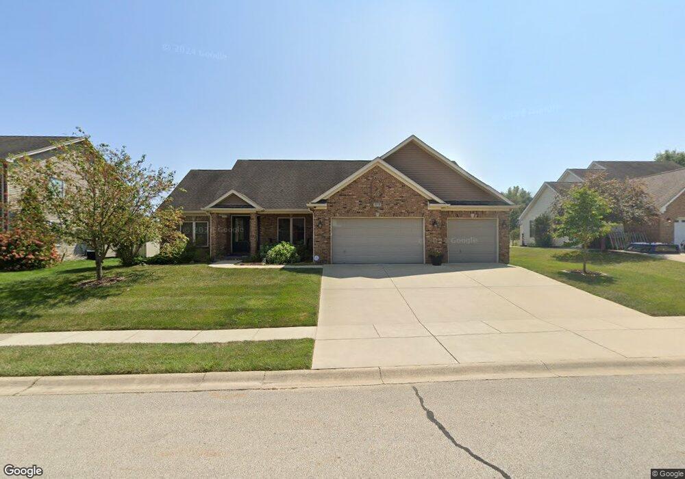 2853 Violet Ct W, Columbus, IN 47201 - photo 1