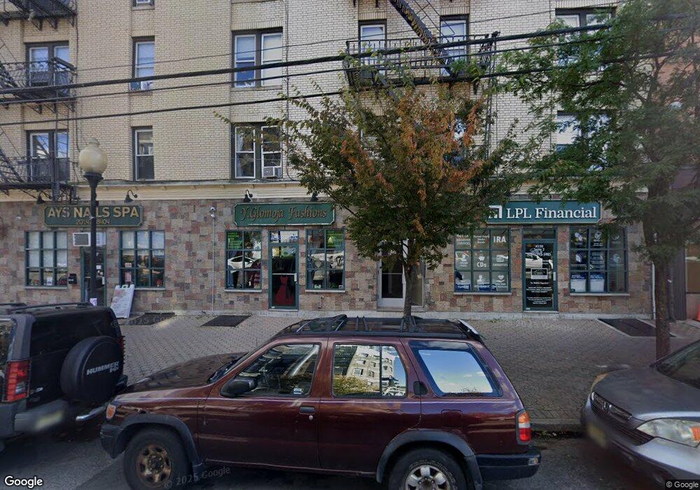 4530 Park Ave unit 15, Weehawken, NJ 07086 - photo 1