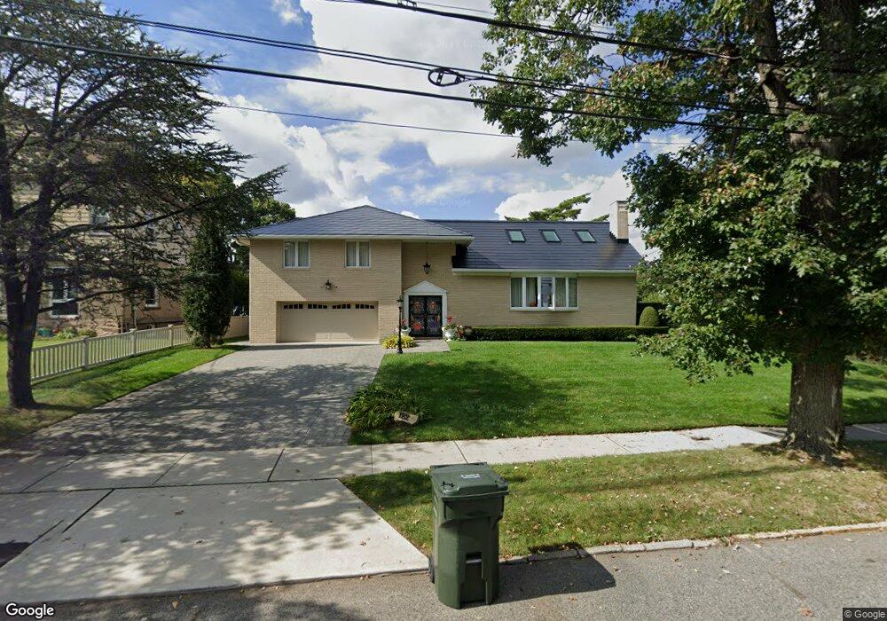 182 Ridge Rd, Rutherford, NJ 07070 - photo 1