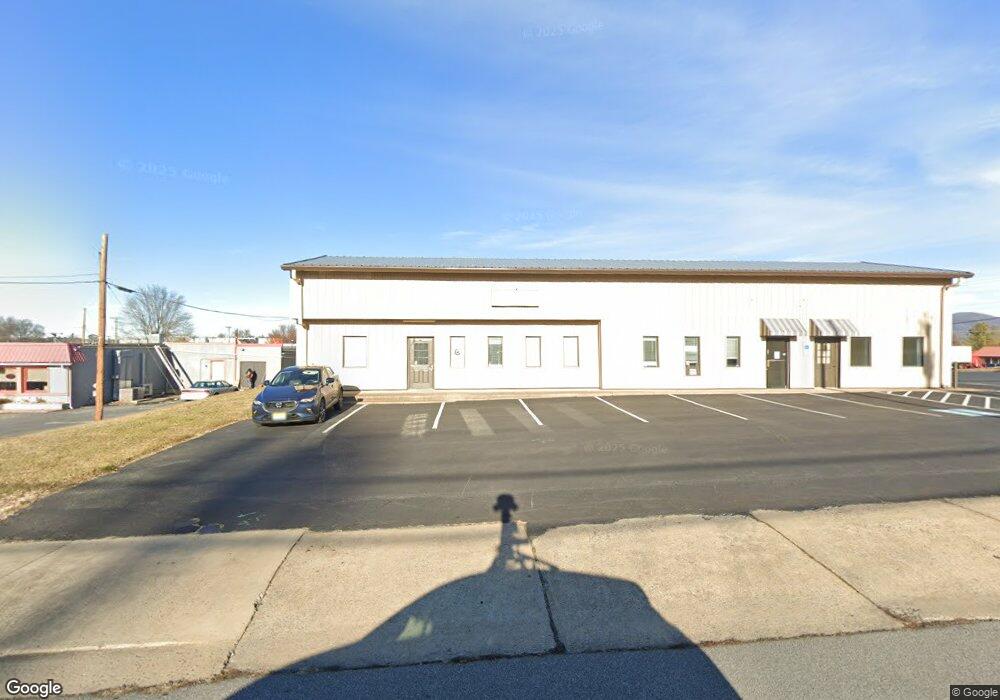 1025 W Main St, Waynesboro, VA 22980 - photo 1