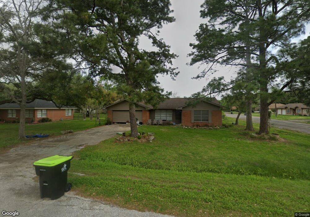 4021 Aggie Dr, Bay City, TX 77414 - photo 1