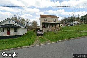 605 4th St, Windber, PA 15963
