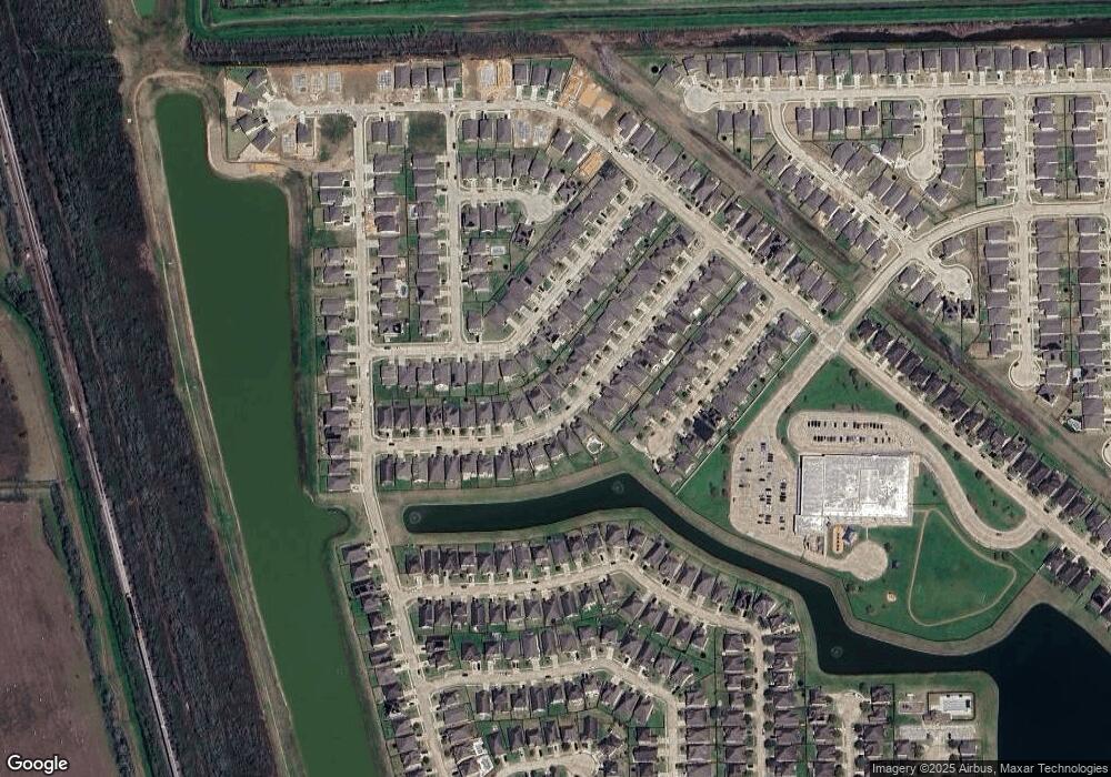 5176 Echo Falls Dr, Alvin, TX 77511 - photo 1