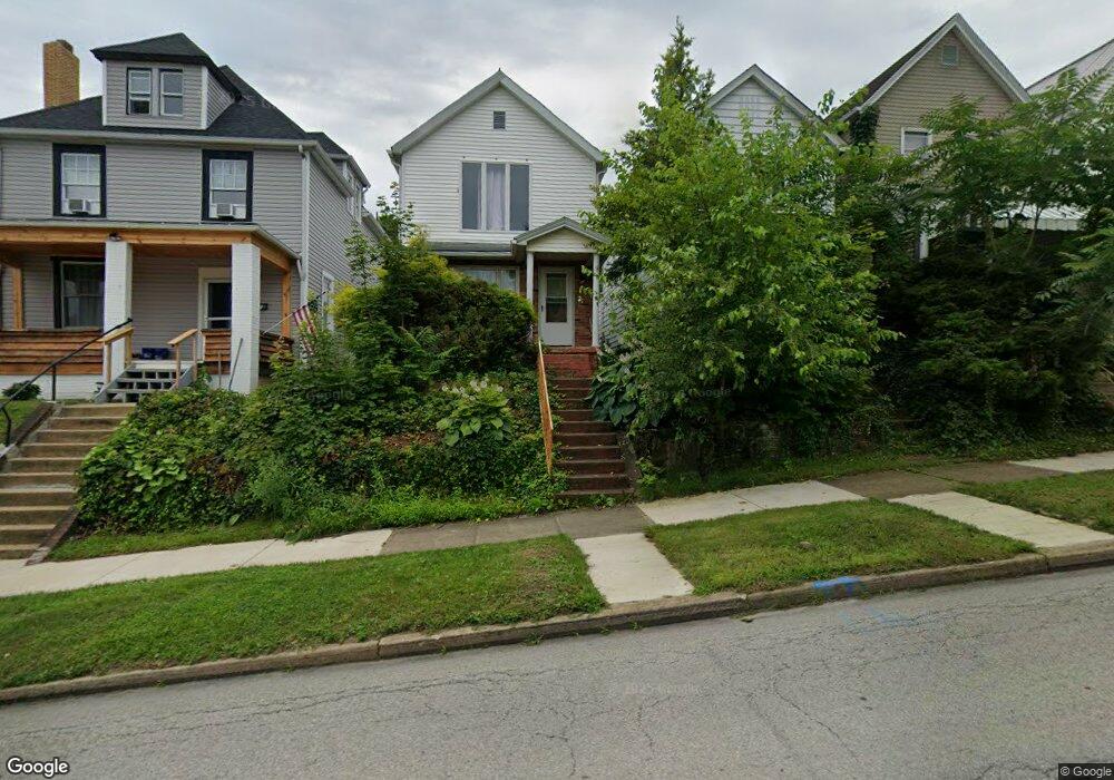 407 Hancock Ave, Vandergrift, PA 15690 - photo 1