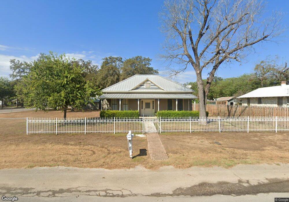 431 E Commerce St, New Braunfels, TX 78130 - photo 1