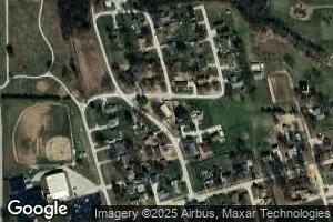 21 N Chestnut St, Windsor, IL 61957