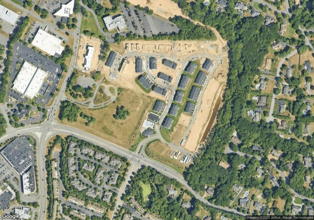 30 Goldfinch Dr, Upper Saddle River, NJ 07458 - photo 1