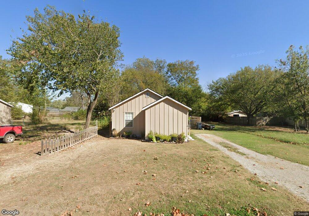1319 N Oklahoma Ave, Shawnee, OK 74801 - photo 1