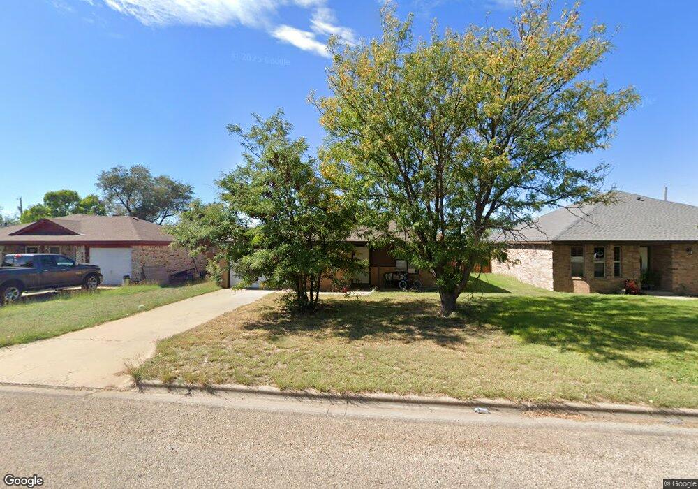613 Oak Ave, Dumas, TX 79029 - photo 1