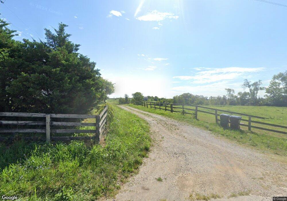 2300 Patterson Rd, Versailles, KY 40383 - photo 1