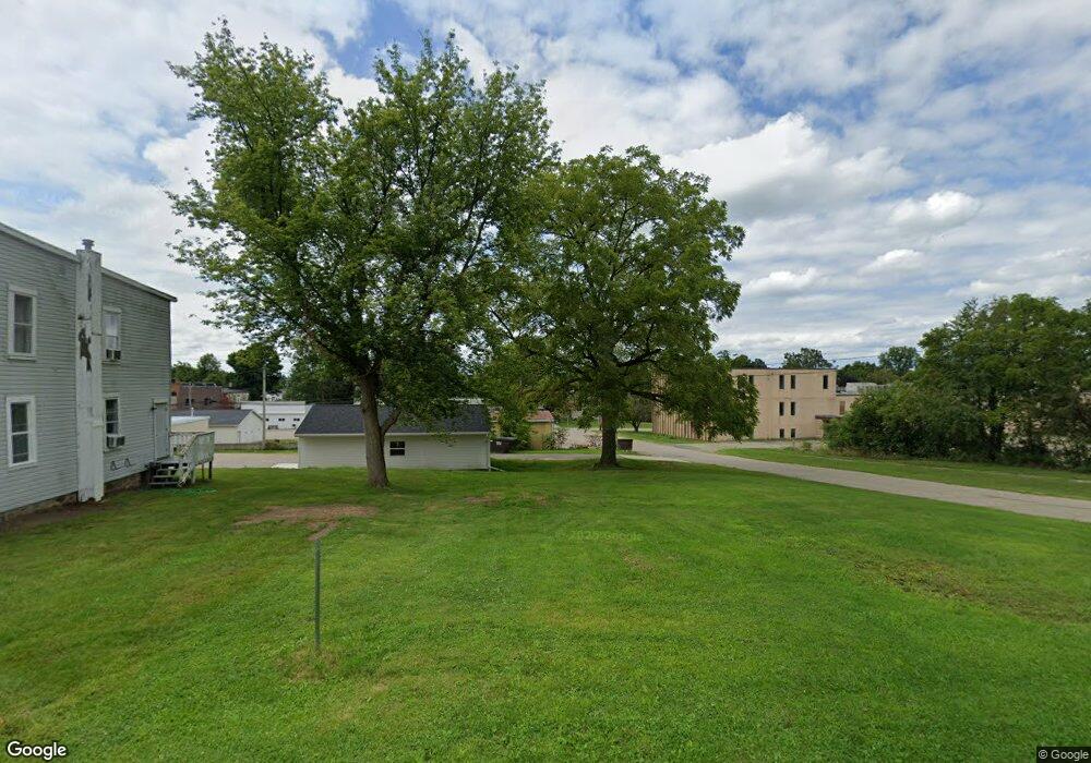 118 N Jackson St, Addison, MI 49220 - photo 1