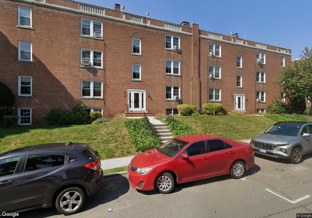 5 Robin Rd unit B, West Hartford, CT 06119 - photo 1