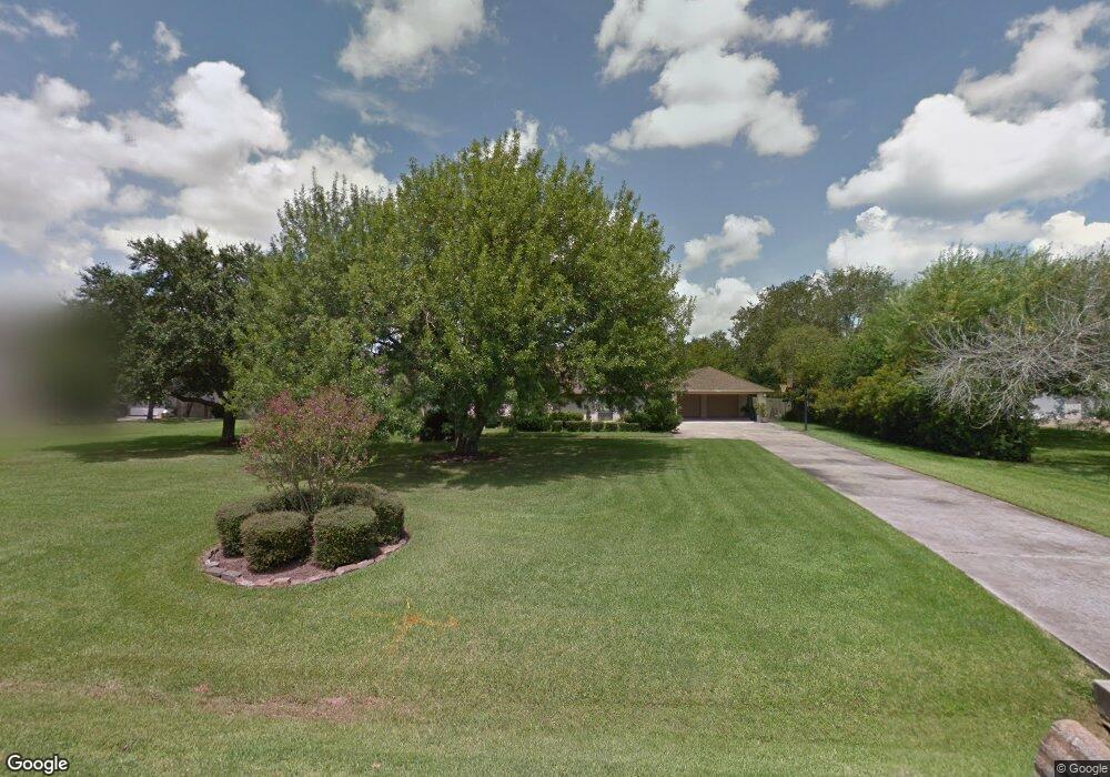 512 Sun Park Dr, Friendswood, TX 77546 - photo 1