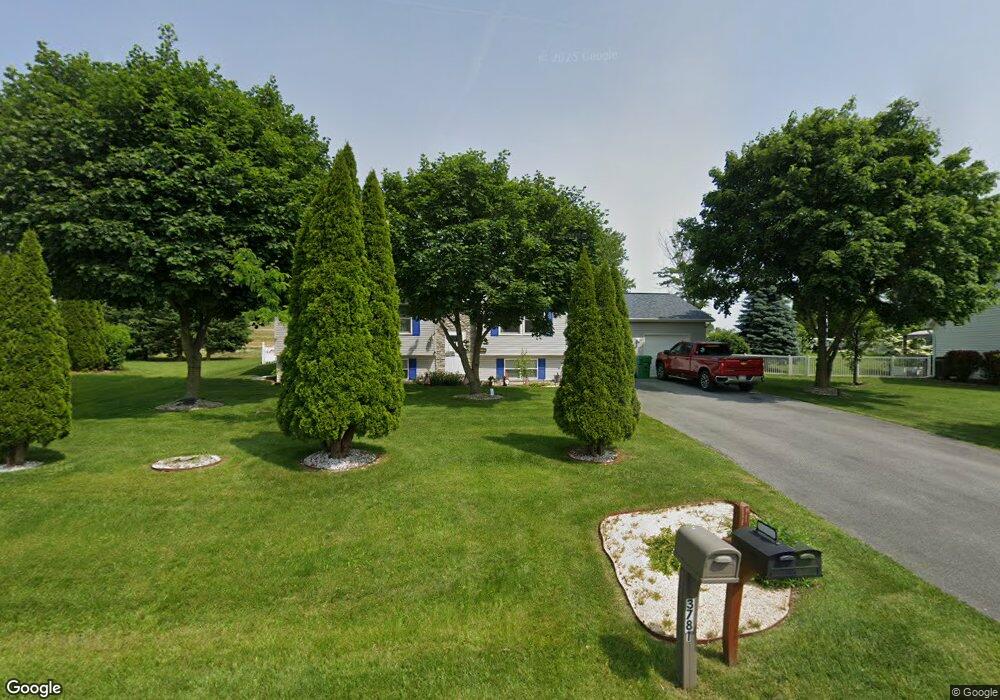 3780 Mountain Shadow Cir, Fayetteville, PA 17222 - photo 1