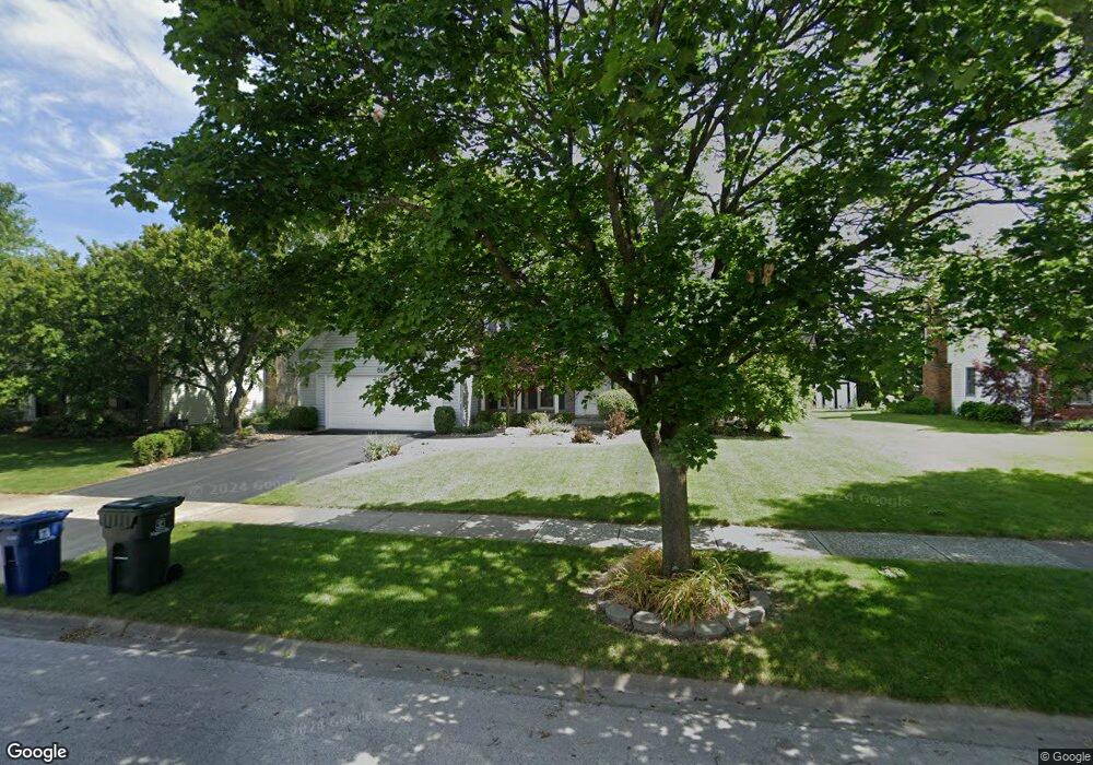 516 Bovidae Cir unit 3, Naperville, IL 60565 - photo 1