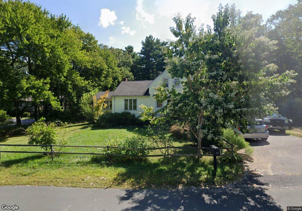 279 Forest St, Rockland, MA 02370 - photo 1