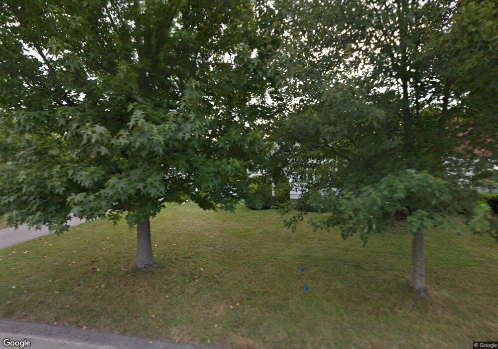 40 Toppa Blvd, Newport, RI 02840 - photo 1