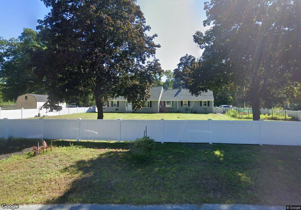 15 Richard St, Smithfield, RI 02917 - photo 1