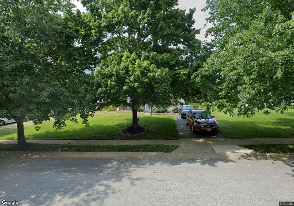 5559 Hunting Horn Dr, Ellicott City, MD 21043 - photo 1