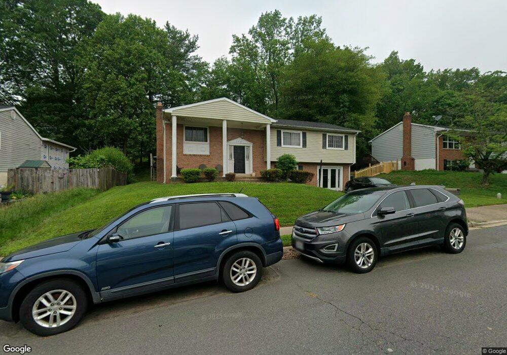 5565 Neddleton Ave, Woodbridge, VA 22193 - photo 1