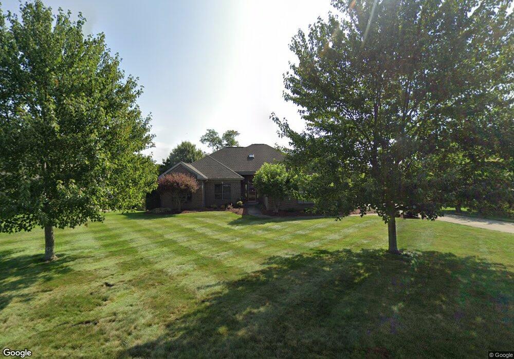 247 Arrowhead Ln, Eighty Four, PA 15330 - photo 1