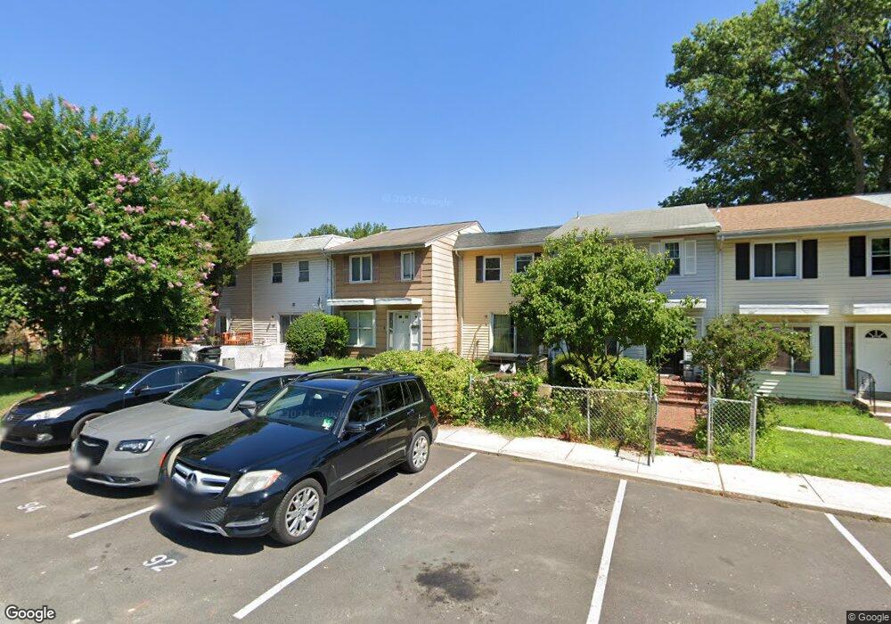 96 Daimler Dr, Capitol Heights, MD 20743 - photo 1