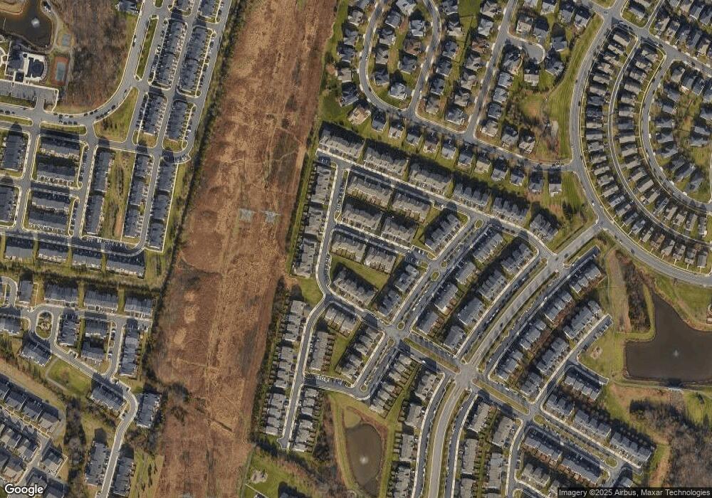 41829 Apatite Square, Aldie, VA 20105 - photo 1