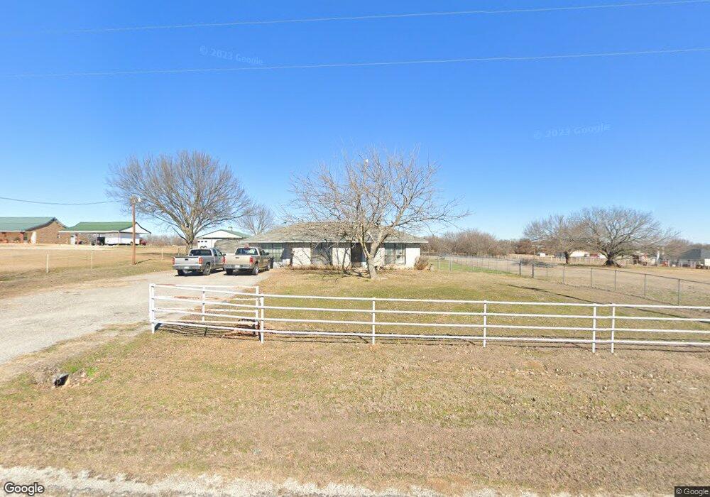 610 South Dr, Springtown, TX 76082 - photo 1
