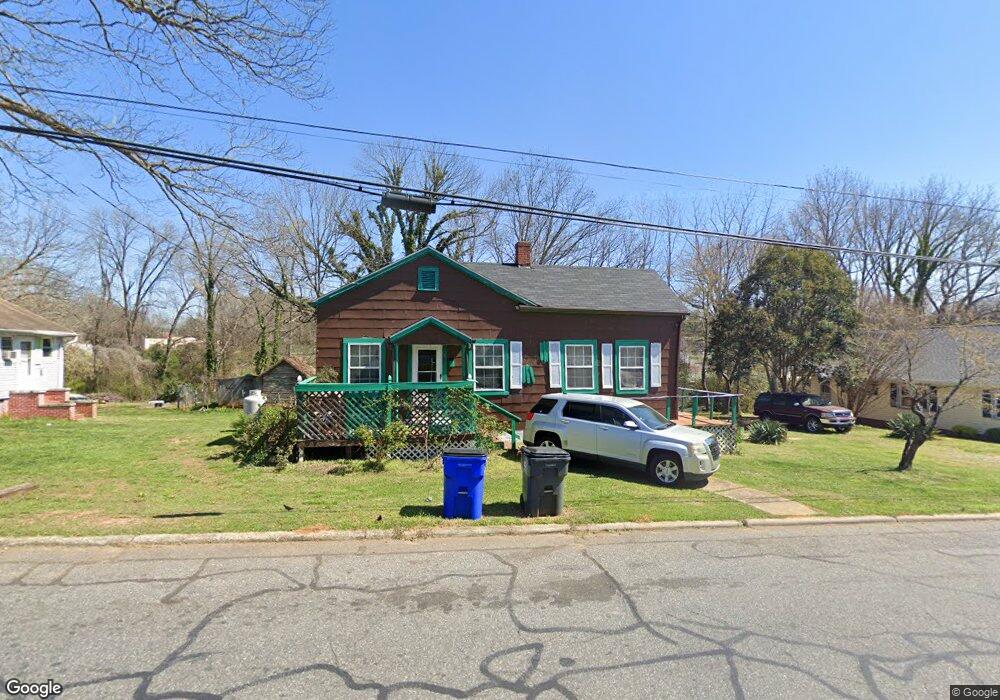 720 N Chatham Ave, Siler City, NC 27344 - photo 1