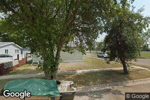 521 Clark Ave, Harvey, ND 58341