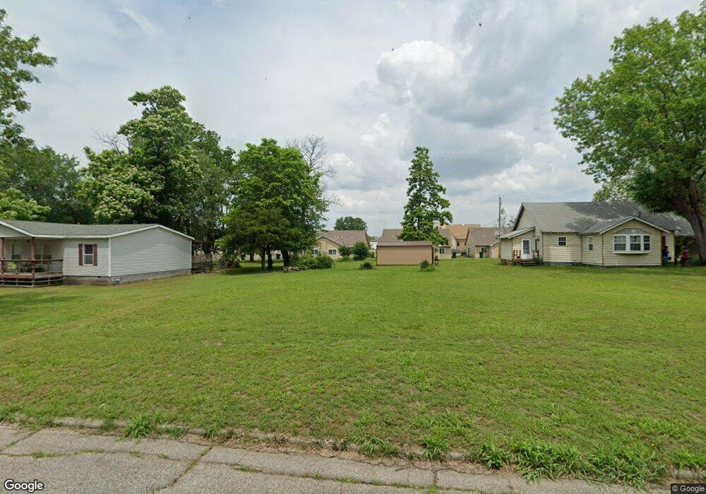 2109 Morgan Ave, Parsons, KS 67357 - photo 1