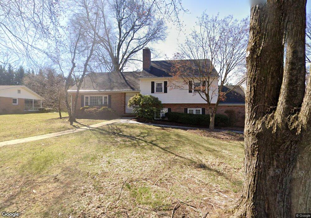 10 Oriole Dr, Reading, PA 19610 - photo 1