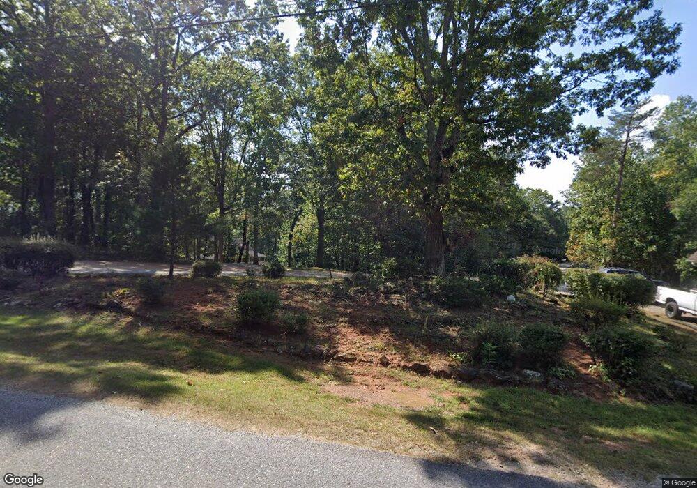 637 White Pine Cir, Demorest, GA 30535 - photo 1