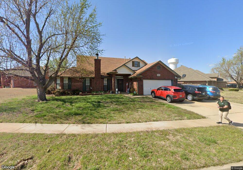 1005 Stadium Rd, Moore, OK 73160 - photo 1