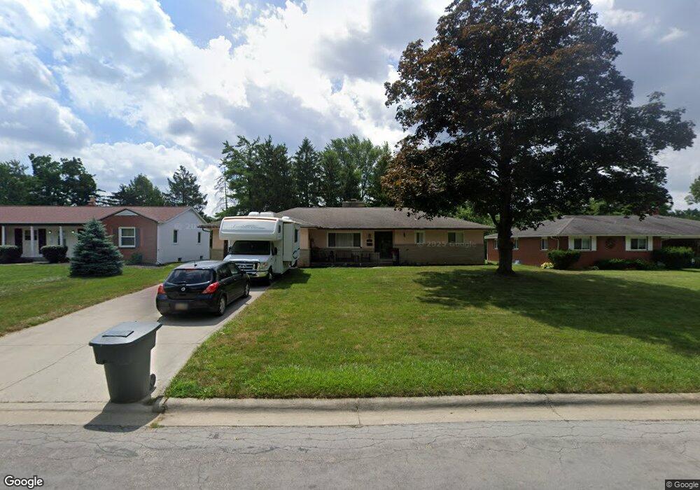 887 Meadowview Dr, Columbus, OH 43224 - photo 1