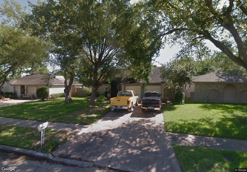 16111 Tibet Rd, Friendswood, TX 77546 - photo 1