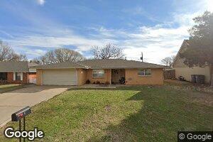 5 NW 57th St, Lawton, OK 73505