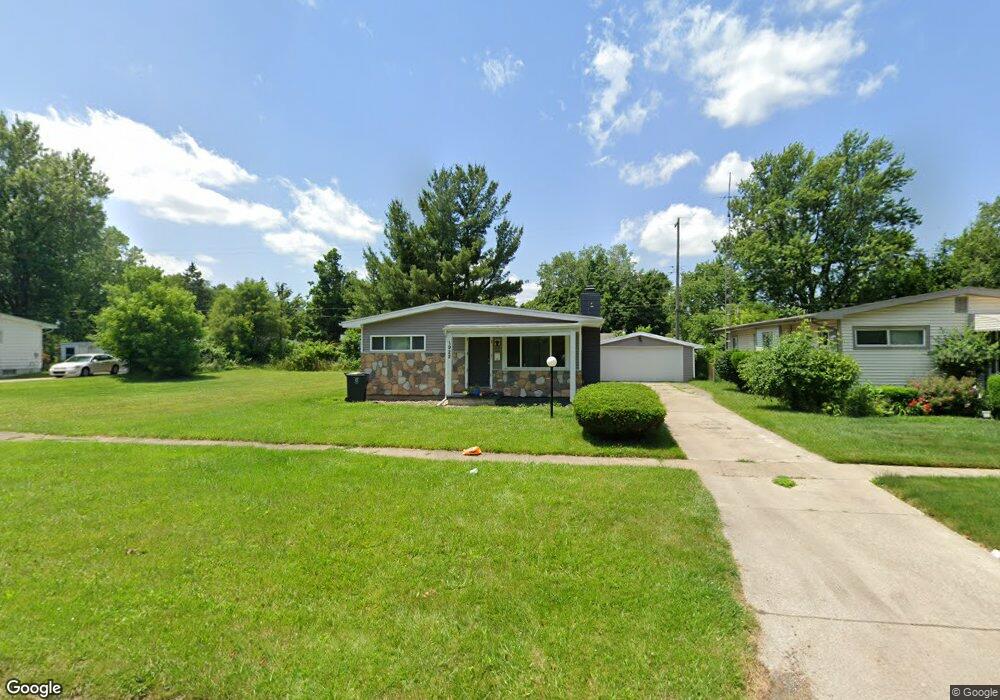1922 S Averill Ave, Flint, MI 48503 - photo 1
