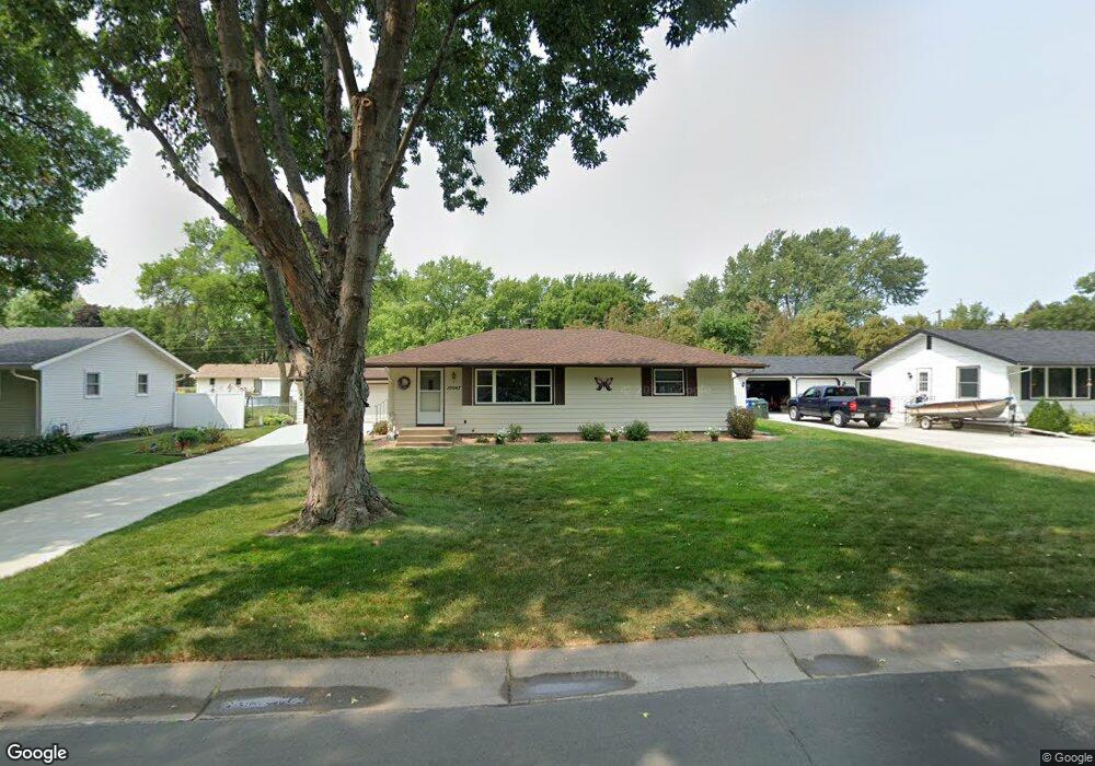 10047 Nathan Ln N, Maple Grove, MN 55369 - photo 1