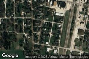 205 S Walnut St, Onarga, IL 60955